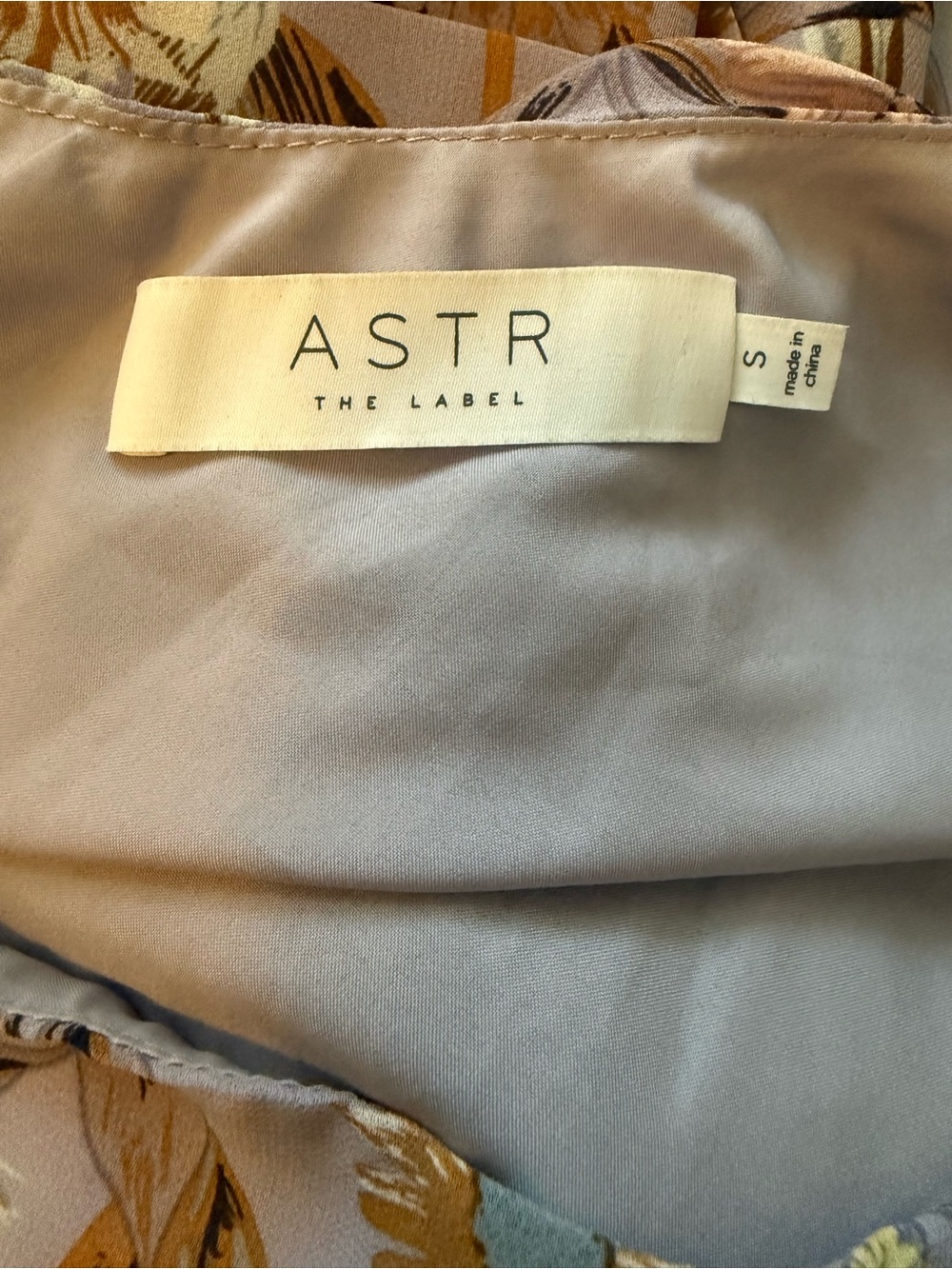 ASTR The Label Periwinkle Floral One Shoulder Ruched Mini Dress S Wedding Guest - Picture 4 of 7